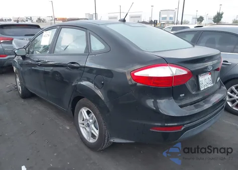 2018 Ford Fiesta Se z USA, uszkodzony, nr VIN 3FADP4BJ7JM125124
